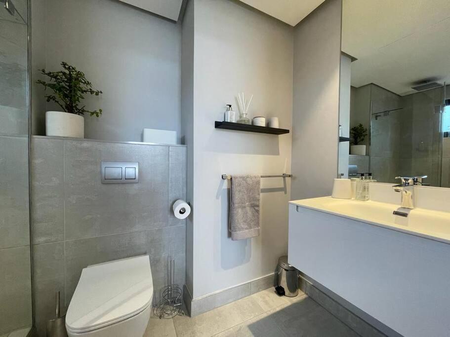 Luxurious 1 Bedroom Apartment Cape Town Luaran gambar